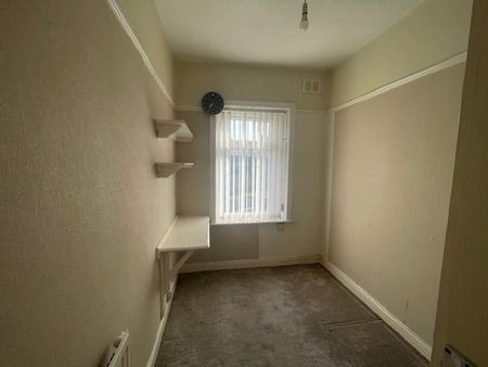 3 bedroom terraced house to rent - Photo 3