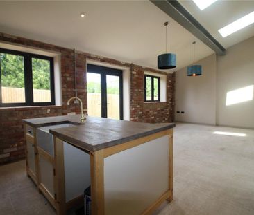 3 bedroom barn conversion to rent - Photo 6