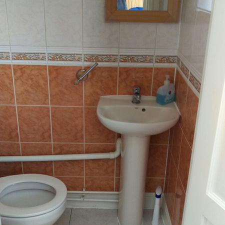 1 bedroom in a house share to rent - Photo 4