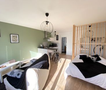 Location Appartement 1 pièce 31m² - Photo 2