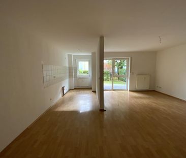 In Kürze frei - 3 Zimmer Wohnung mit kleinem Garten - Photo 2