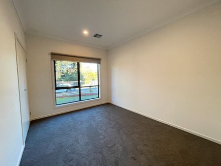 4 Bedroom Home - Photo 5
