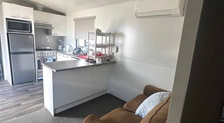 Tiny home available in Waiwhakaiho - Photo 2