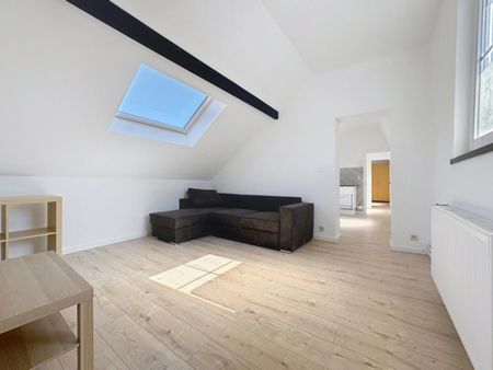Appartement te huur in Elsene - foto 2
