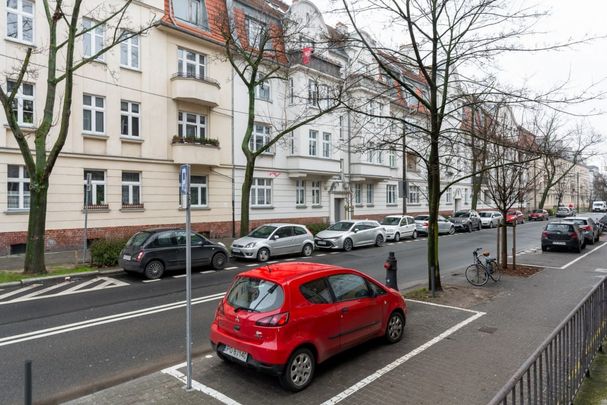 Przestronne klimatyczne mieszkanie z 2 balkonami 103 m² - Zdjęcie 1