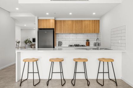 Modern Executive Living with Blue Mountains Views - Photo 2