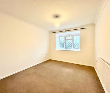 2 bedroom maisonette to rent - Photo 6