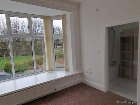 2 bedroom property to rent in Ashton Under Lyne - Photo 2