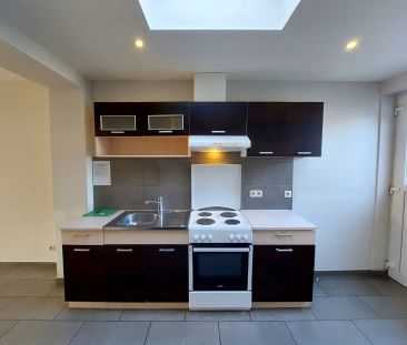 Te huur: ruime gezinswoning met garage op toplocatie in Waregem - Foto 6