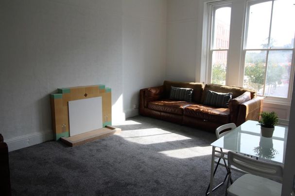 6 bedroom flat to rent - Photo 1