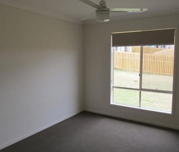 For Lease: Spacious & Contemporary Family Home in Tranquil Bahrs Sc... - Photo 5