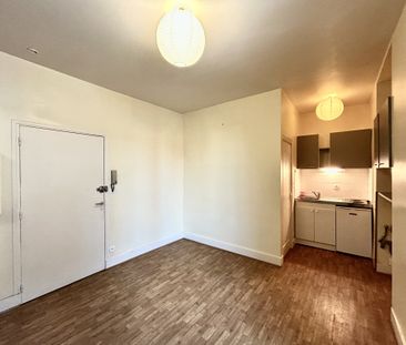 Location Appartement 1 pièce 17m² VICHY 03200 - Photo 2