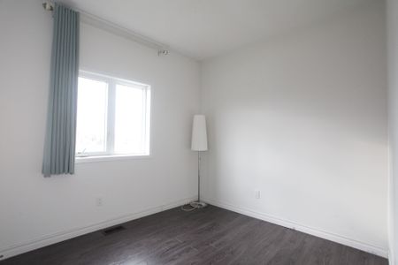 For Lease - 266 Elyse Court, Aurora, Ontario - Photo 3