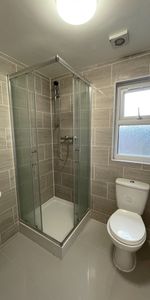 Room in a Shared House, High Road Leyton, E15 - Photo 4
