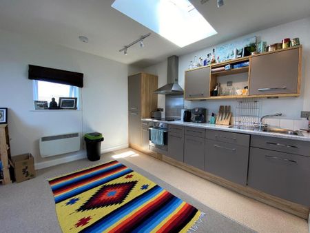 1 bedroom flat to rent - Photo 3