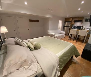 For Lease - 1150 Jamesway Boulevard Unit# (Bachelor Basement Apt), ... - Photo 2