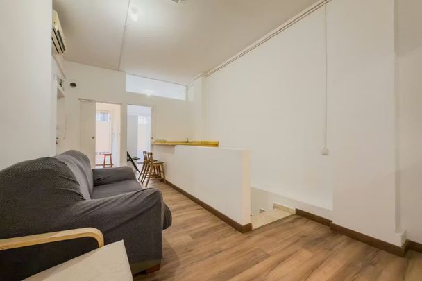 Carrer del Pintor Fortuny, Barcelona, Catalonia 08001 - Photo 1