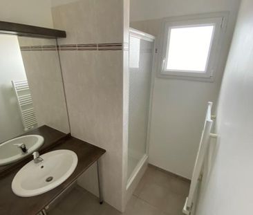 Location Appartement 2 pièces 46m² NANTES 44100 - Photo 5