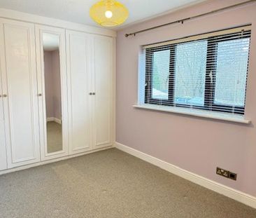 3 bedroom terraced house to rent - Photo 2