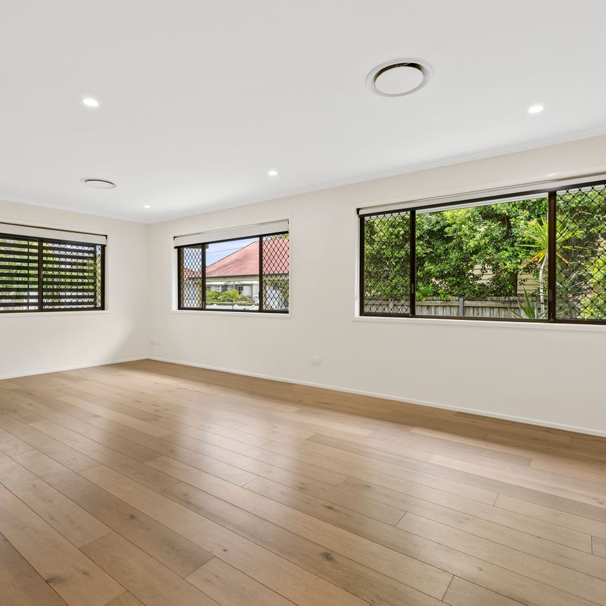 28 McDougall Street, Sherwood QLD 4075 - House For Rent | Domain - Photo 1