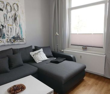 Modern möblierte Wohnung mitten in Kleefeld – mit Internet - Photo 1