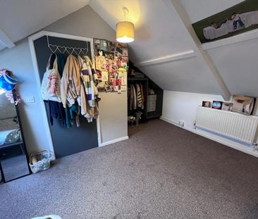 4 bedroom terraced house to rent - Photo 5