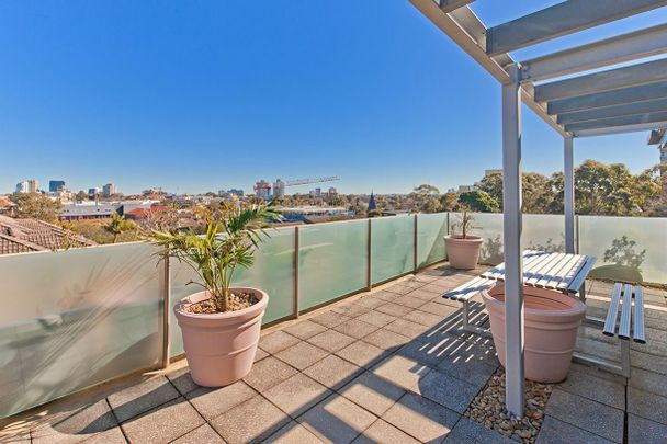 204/7 Parraween Street, Cremorne, NSW 2090 - Photo 1