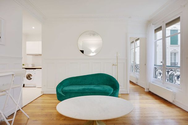 Rue Jouffroy d'Abbans - Photo 1