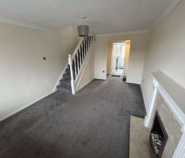 2 bedroom semi-detached house to rent - Photo 6
