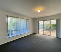 Quiet Winthrop cul-de-sac – perfect family home - Photo 3