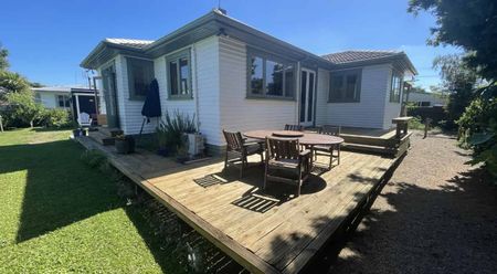 Fantastic Family home - Photo 4