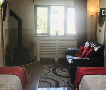 Cosy studio apartment for rent in Raheny, Dublin - Photo 1