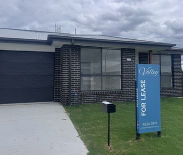 Immaculate 2 bedroom Home Unit with Mountain District Views - Ducte... - Photo 4