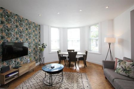 2 bedroom ground floor flat to rent - Photo 5
