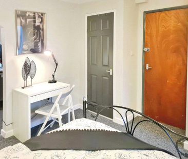 1 bedroom property to rent - Photo 2