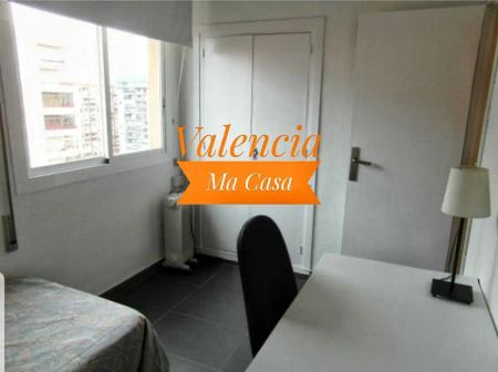 Valencia - Photo 5