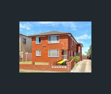 Handy Location! - Photo 5