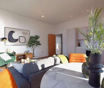 Lakeside Close, Staines-upon-thames, Surrey, TW18 - Photo 4