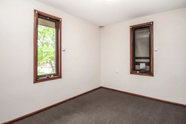 Affordable & Comfortable 3-Bedroom Home - Photo 1