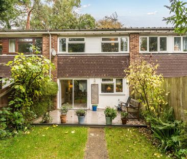 3 bedroom terraced house to rent - Photo 2