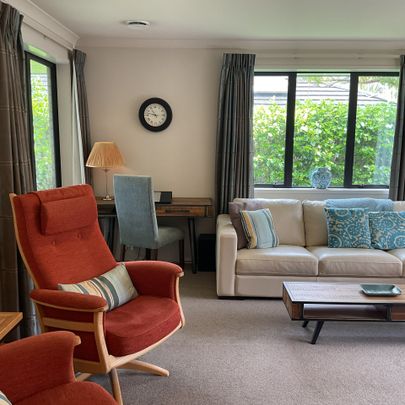 START THE NEW YEAR IN STYLE - Photo 1