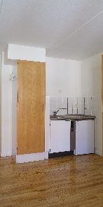Værelse med fælles bad/toilet og eget køkken - Photo 1