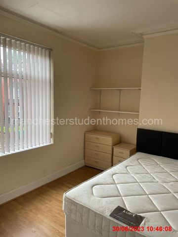 Booth Avenue, Manchester, M14 6RB - Photo 3