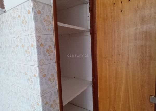 Apartamento T1 para Arrendamento no Forte da Casa