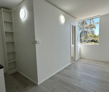 RENOVATED STUDIO 1KM TO AUBURN STATION - Photo 6