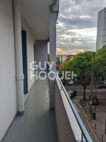 GRAND APPARTEMENT T3 70m² MEUBLE AVEC TERRASSE - Photo 3