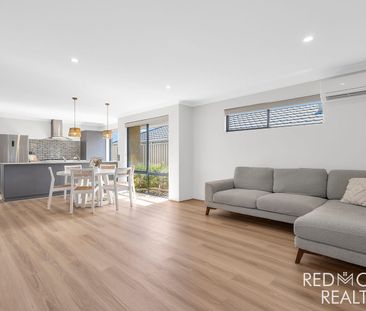 Modern 3x2 with Theatre! - Photo 2