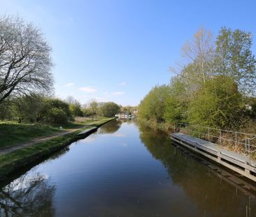 Herons Wharf, Appley Bridge, Wigan, Lancashire, WN6 9ET - Photo 1