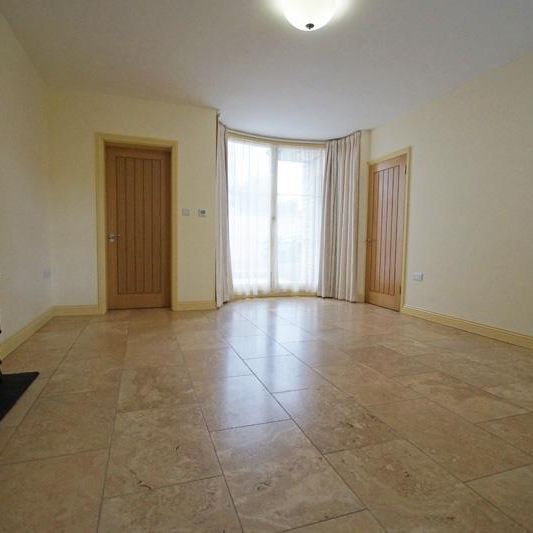 2 bedroom house to rent - Photo 1