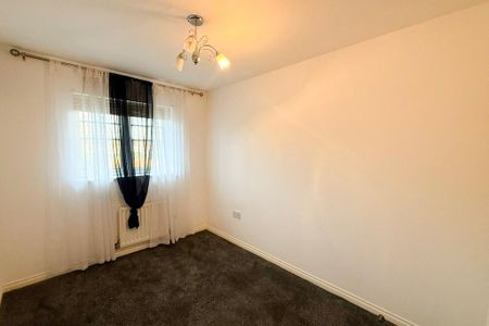 2 bedroom terraced house to rent - Photo 2